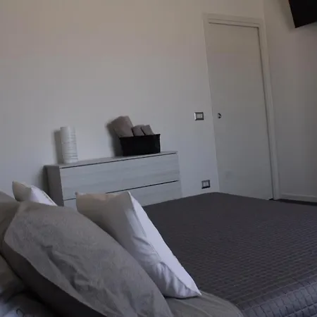 Mida Villa *